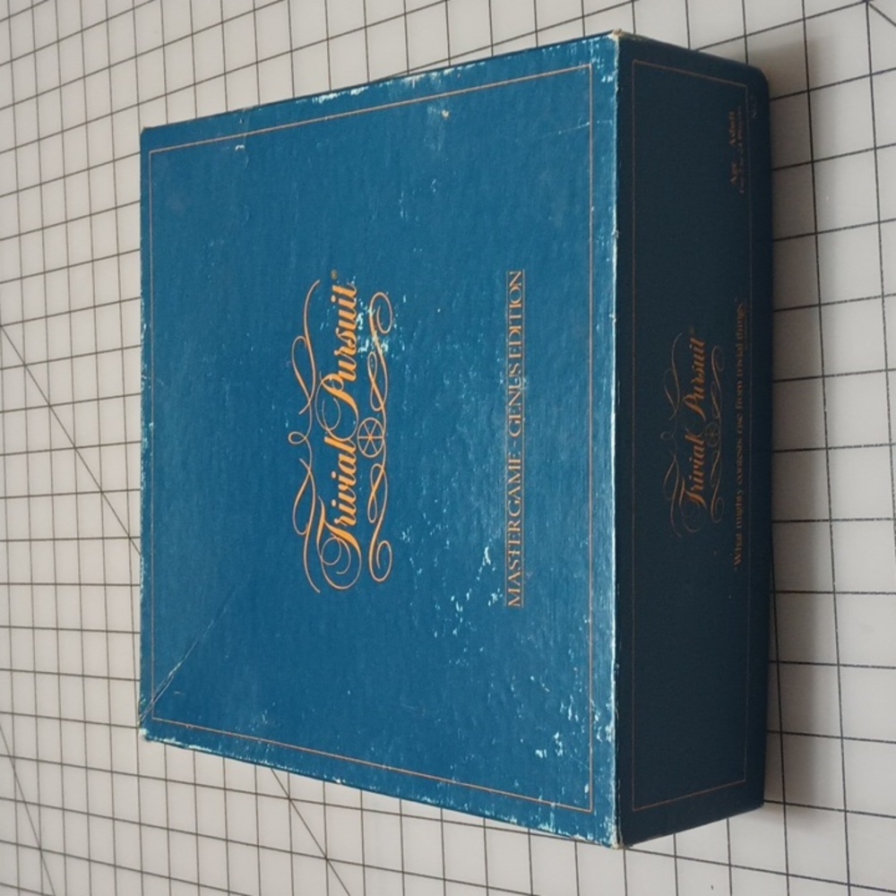 VTG 1981 Trivial Pursuit Genus Edition 025235000076 Horn Abbot Selchow & Righter